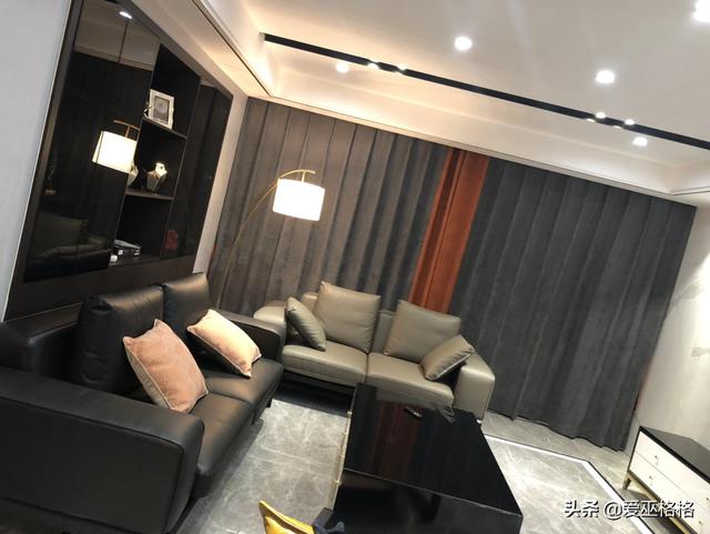 黑白灰如何搭配服装颜色(图12)