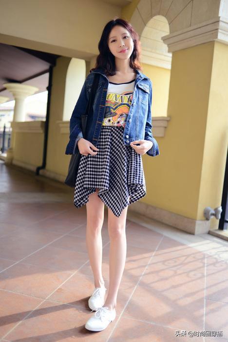 牛仔外套如何搭配裤子秋(图3)