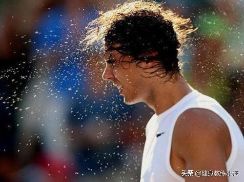 每天最多喝多少水（人一天最多能喝多少水？）