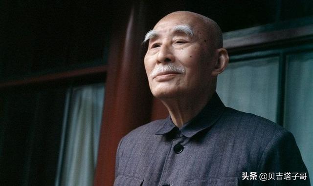 叶圣陶简短简介_叶圣陶简介40字