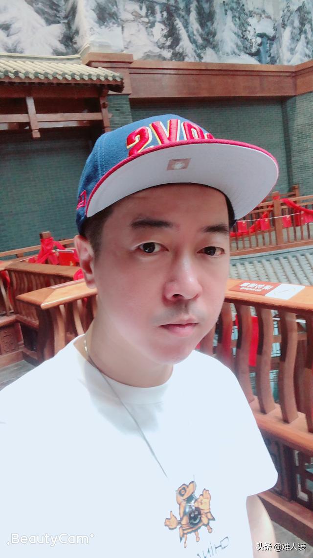 最显身材男生衣服搭配(图2)