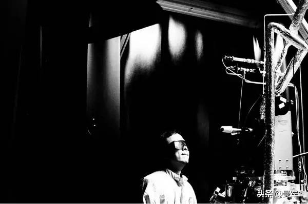 课前三分钟科学家的故事（三分钟科学家小故事）