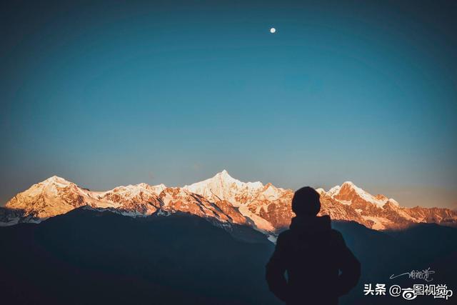 [梅里雪山日照金山]听说梅里雪山的“日照金山“很壮观，想三月份去看看，季节合适吗？去那边怎么去比较方便？要准备什么？