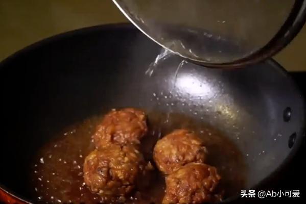 狮子头怎么做-狮子头怎么做好吃又简单