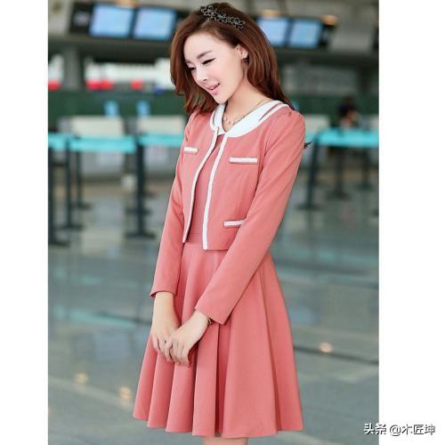 粉色衣服怎么搭配好看(图1)