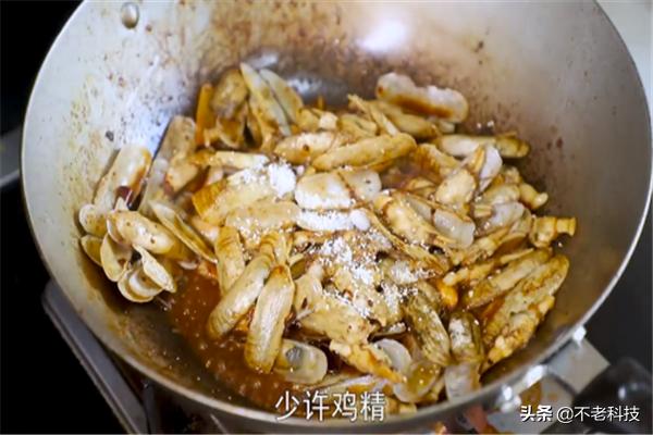 爆炒蛏子-爆炒蛏子的家常做法