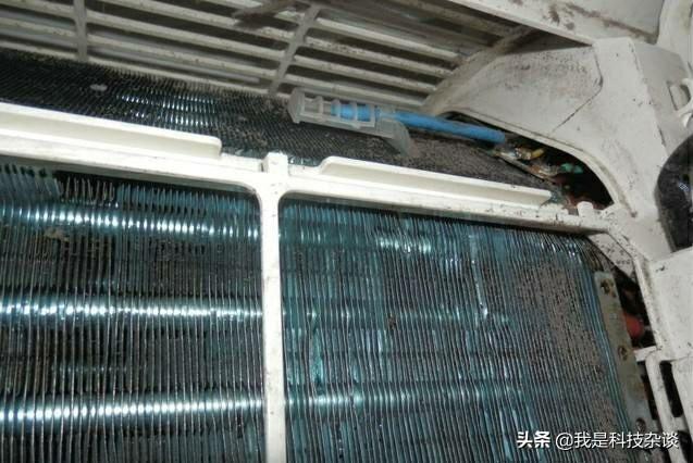 空调为什么关了之后还有风，空调电源关了外面风机还在运行