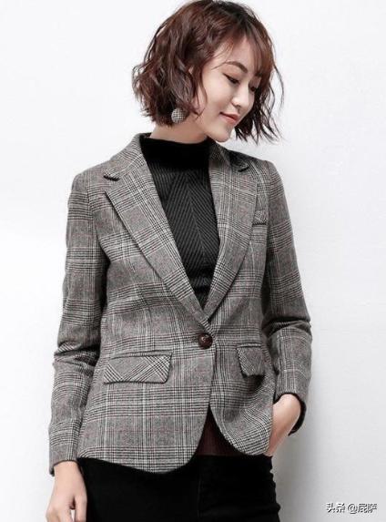 裙子和格子西服如何搭配(图4)