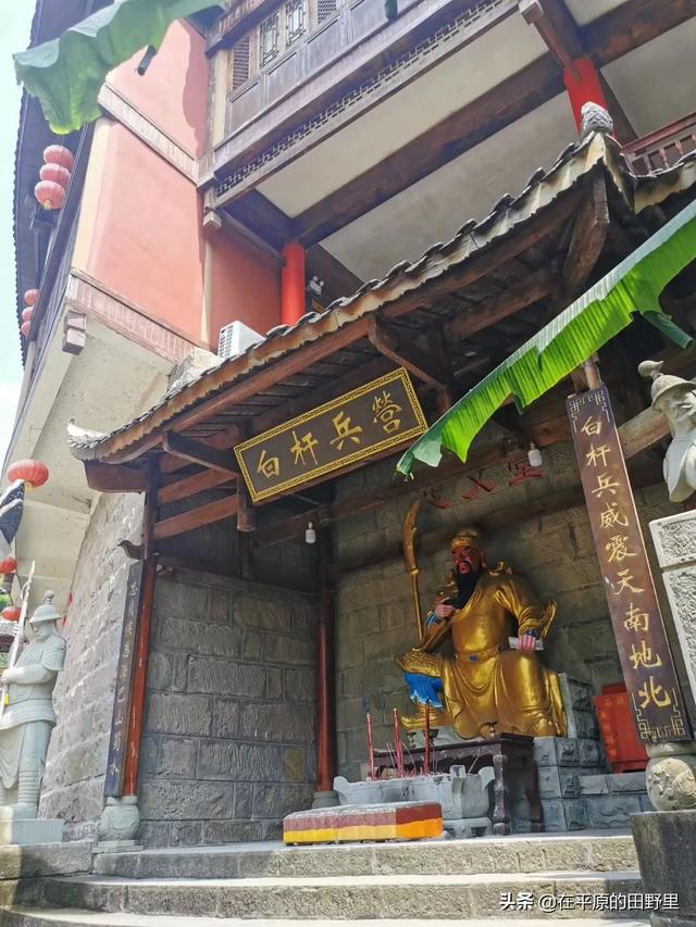 石柱周边旅游，石柱周边旅游景点有哪些