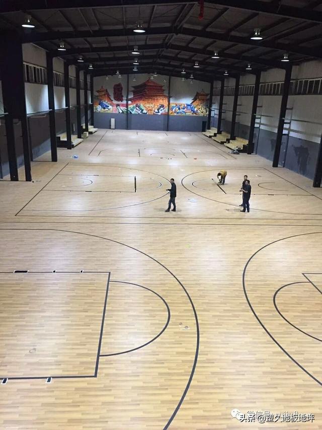 篮球场地板的材质,第3张