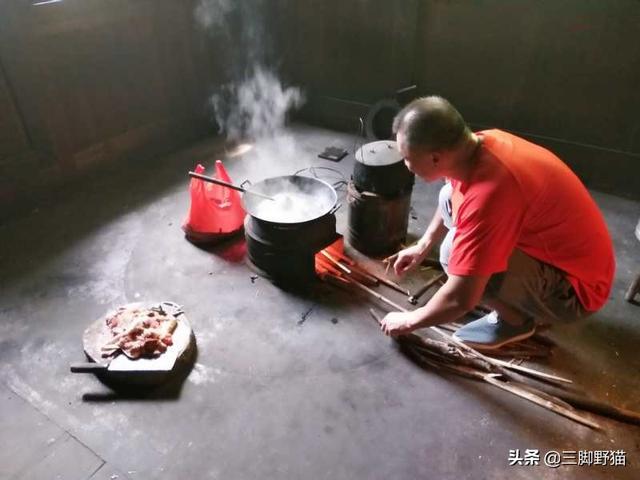 大西北旅游穿搭重庆， 大西北旅行穿搭