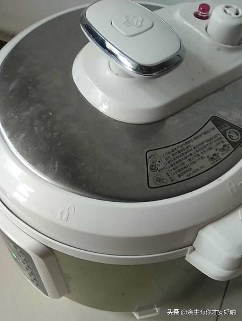 猪蹄炖黄豆-猪蹄炖黄豆有什么功效和作用