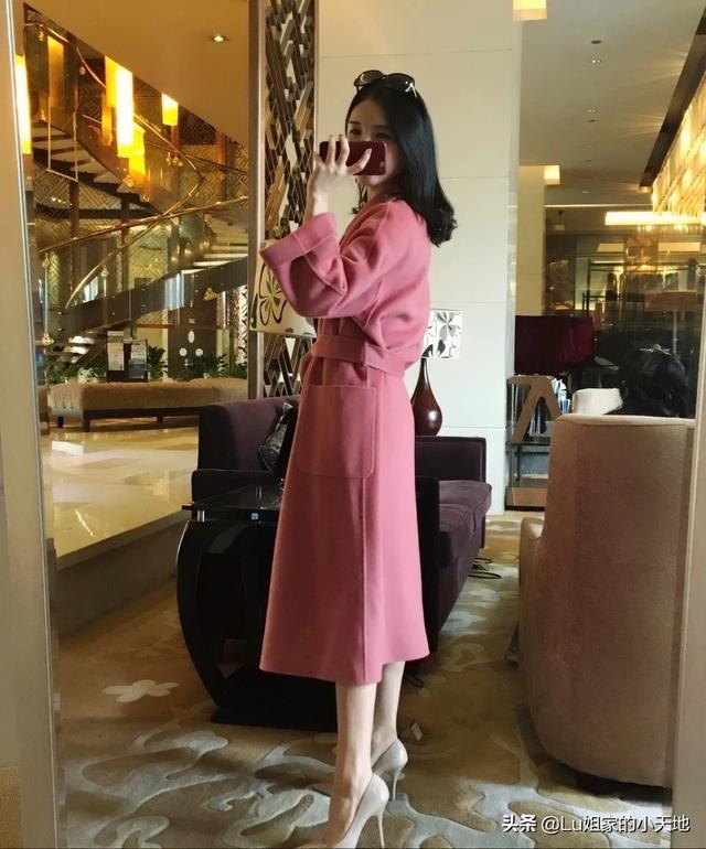 儿童过膝大衣怎么搭配(图4)