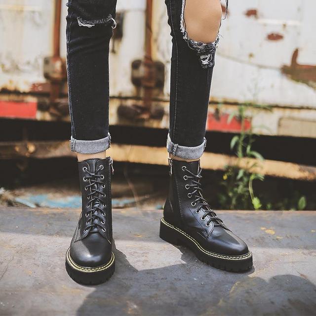 女童马丁靴如何搭配加厚(图3)