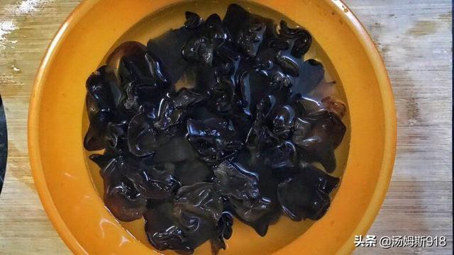 泡好的木耳怎么炒着吃(图13)