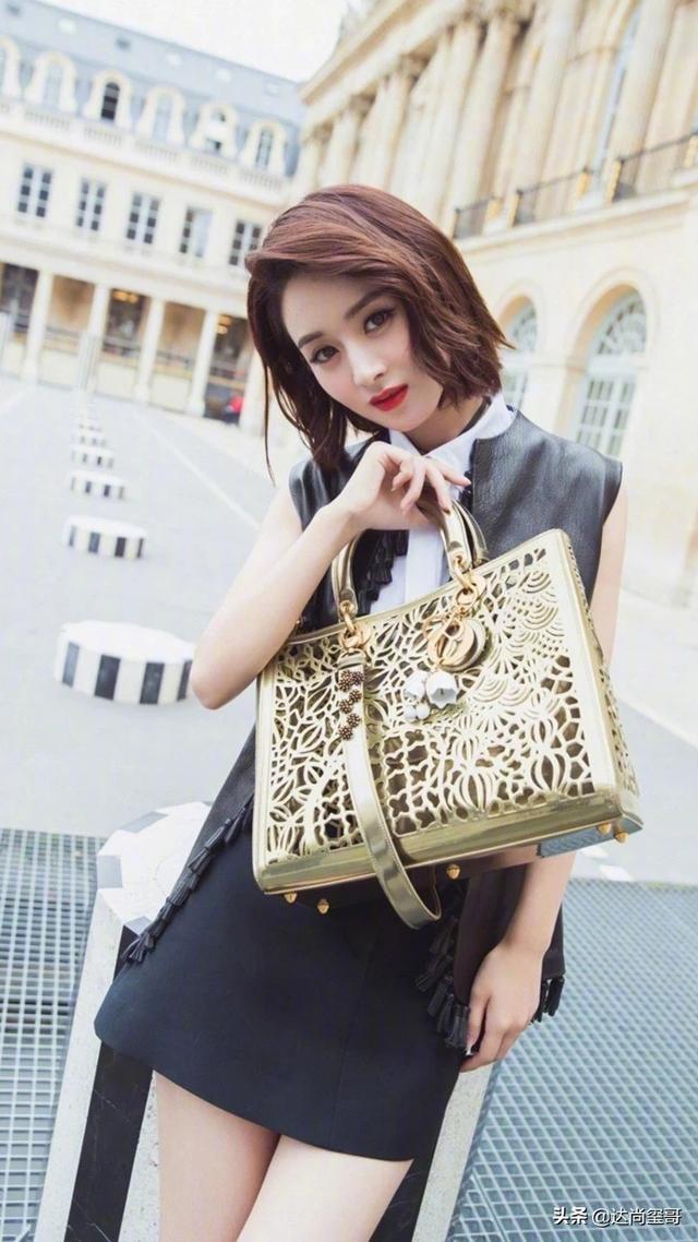 如何搭配包包推荐款式女(图2)