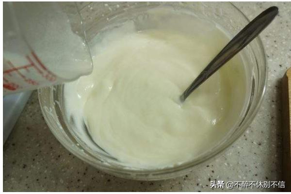 制作冰淇淋和水果的过程(图2)