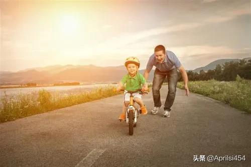 爸爸关系不好怎么改善(图1)