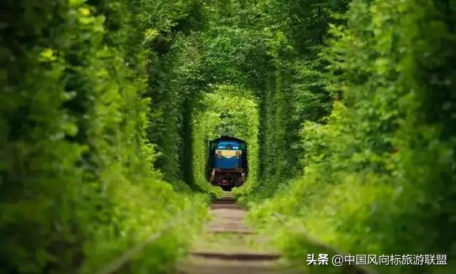 春节旅游穿搭夏天， 春节旅游穿搭夏天图片
