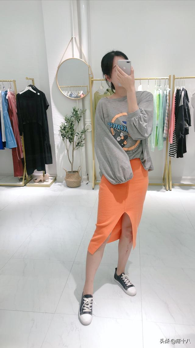 衣服与裙子如何搭配好看(图5)