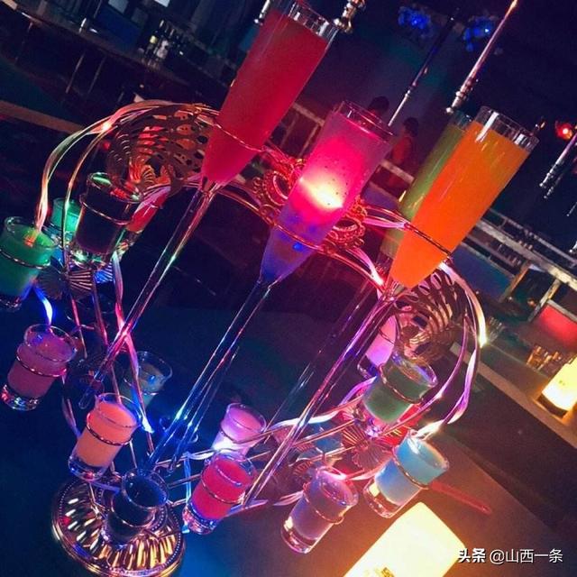 两个人真心相爱会给对方说祝福的话吗_你是我的救赎表白句子
