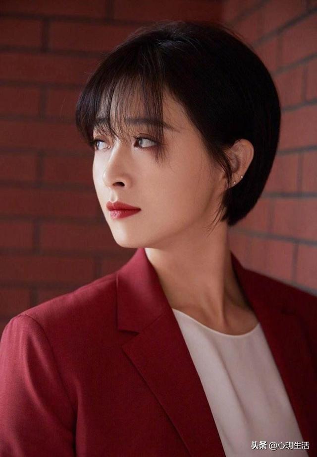 年轻女性都有什么短发型(图17)