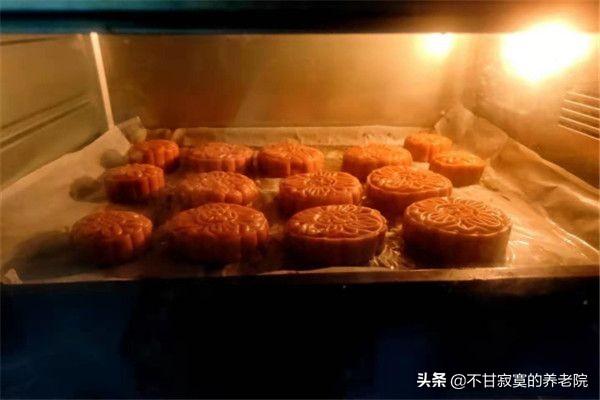 自制月饼-自制月饼的家常做法