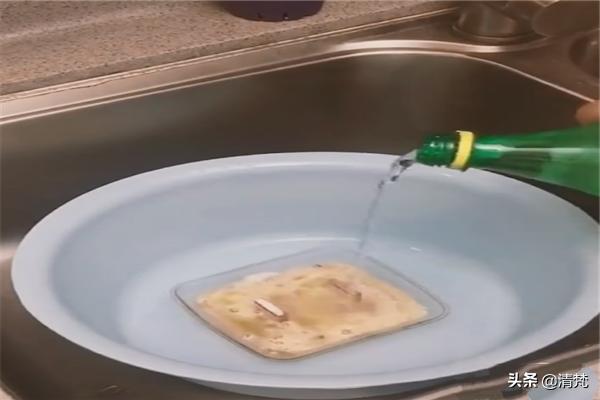 如何清洗抽油烟机-如何清洗抽油烟机的油盒