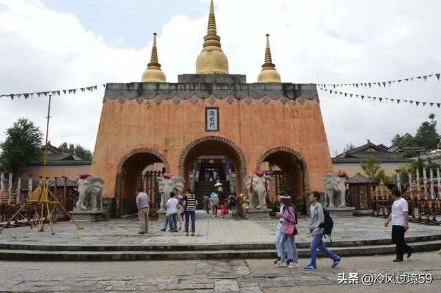 内蒙旅游穿搭端午， 内蒙旅游穿搭端午节图片