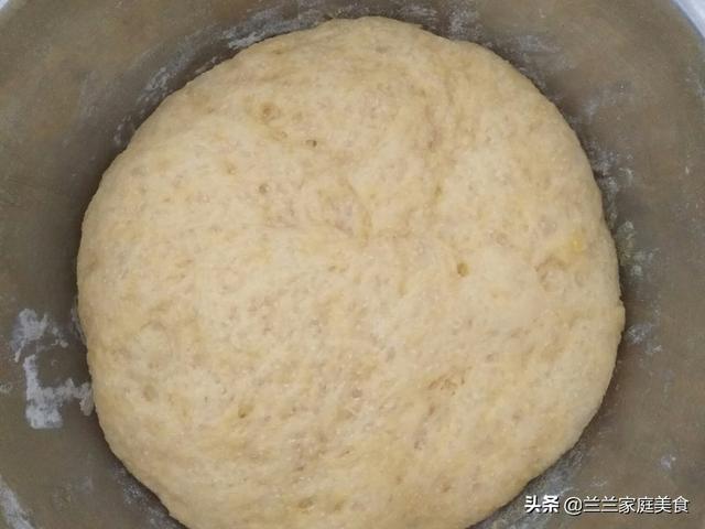 烤箱美食儿童面包做法（嘉宝妈吐司面包烤箱做法？）