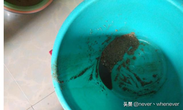 美的电热水器怎样更换镁棒及清洗(型号F50-15A2)