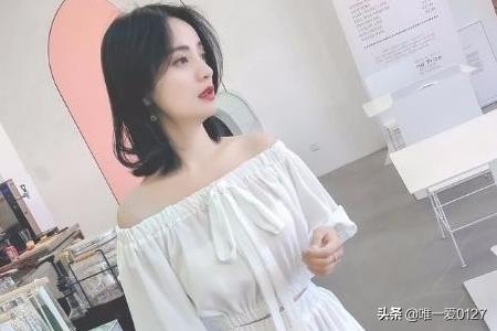 超短发造型如何搭配衣服