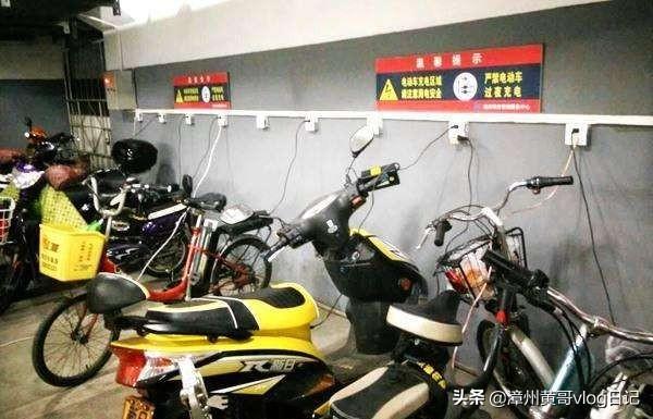 辟谣电车连环爆炸事件_电车有碰撞测试吗？