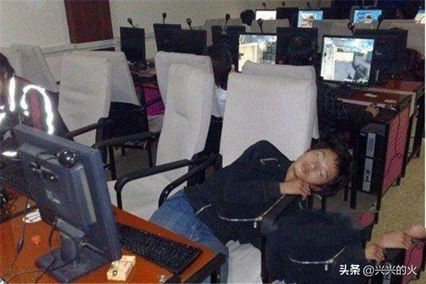 过度沉溺_过度沉溺是什么意思