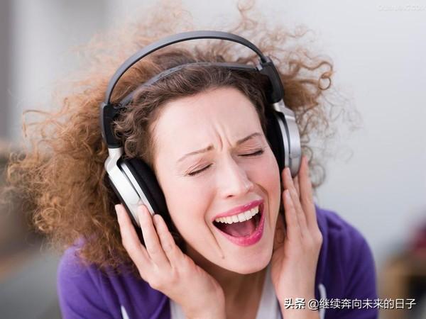 唱歌怎么把声音唱得最大声