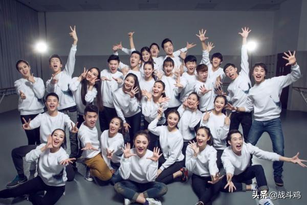 学士服化妆技巧图解
