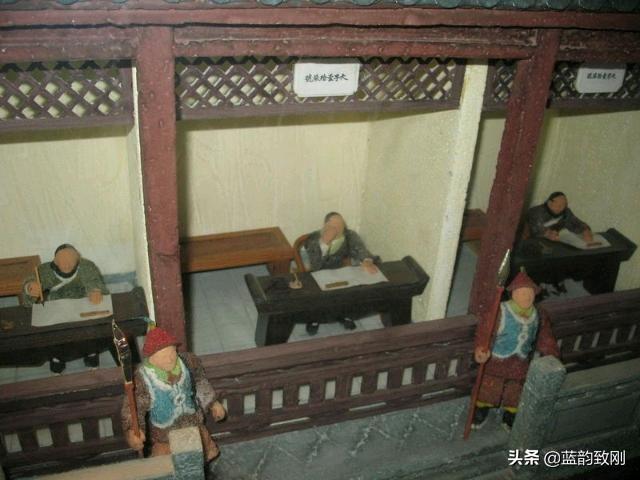 有没有在高考的时候，发生了一些难以言喻的囧事？：考生可能想骂我