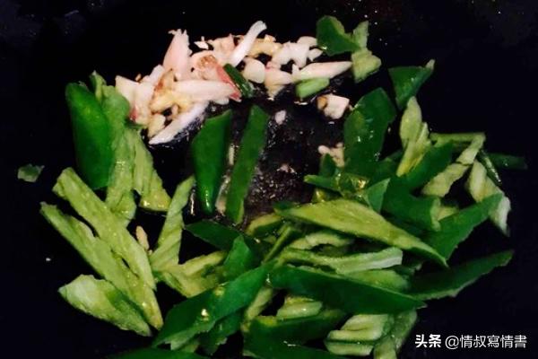 炒花甲的做法-炒花甲的做法步骤