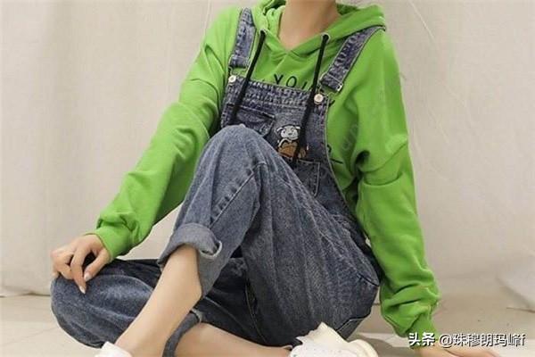 如何搭配背袋裤上衣女士(图7)