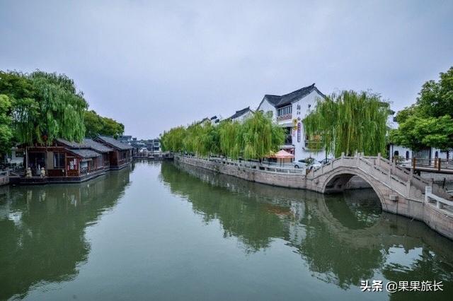 便宜又好玩的国外旅游,便宜又好玩的国外旅游地方