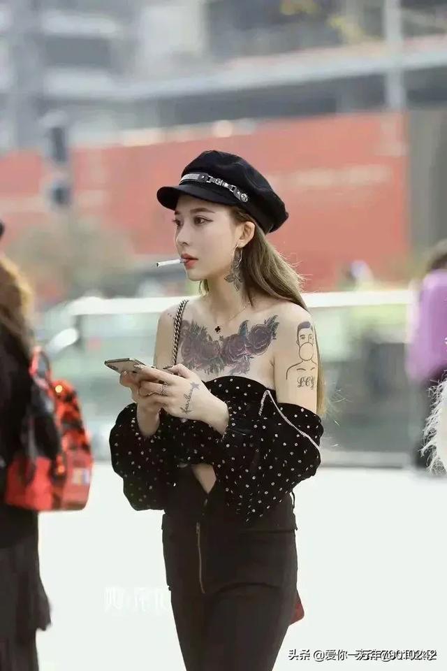 女性纹身是怎样文胸的(图10)