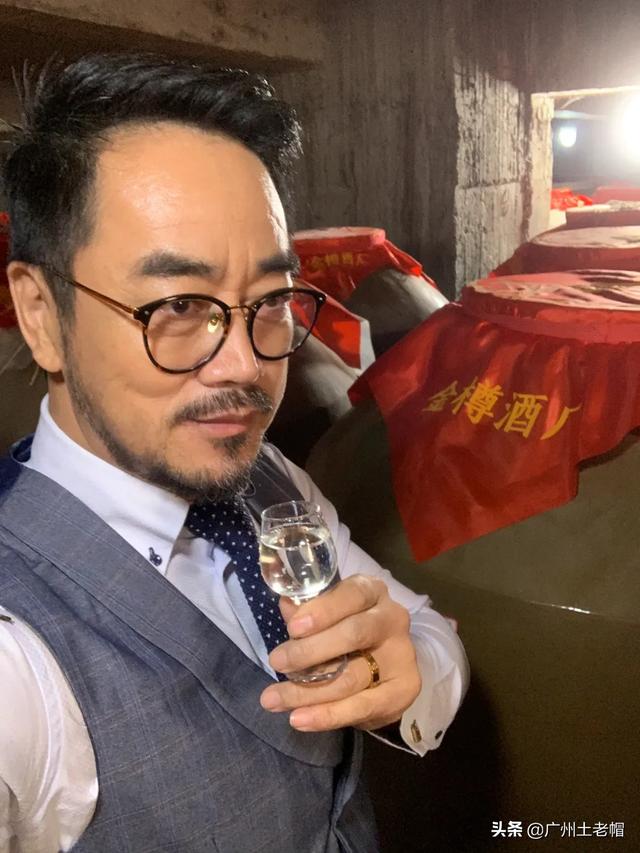 女人最洋气穿衣搭配图(图7)