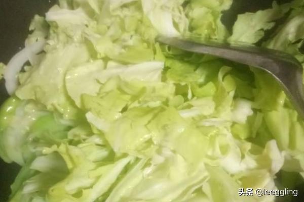 家常水煮肉片-家常水煮肉片的简单做法