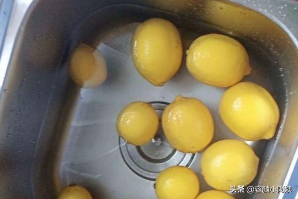百香果柠檬蜂蜜水-百香果柠檬蜂蜜水的制作方法