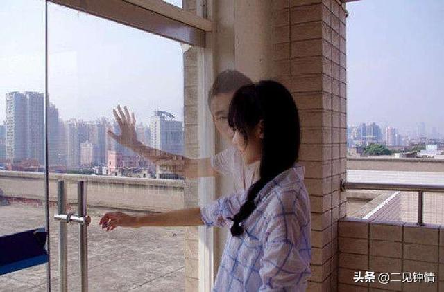 碰到渣女，日久生情，心里放不下，要分手吗，形容感情不能动的句子