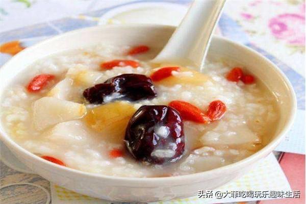 早餐便当做法大全中式小吃（学校食堂窗口适合做什么特色小吃，学生喜欢吃什么小吃？）