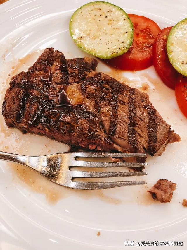 减肥食谱晚餐怎么吃牛排
