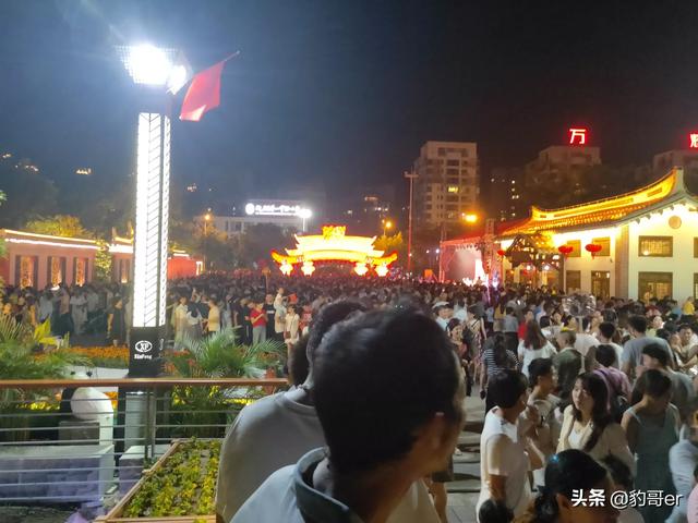 玩游戏多的应该买多大内存的手机合适