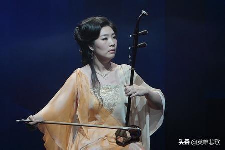 抚琴奏忧伤的含义,伤感弹琴句子
