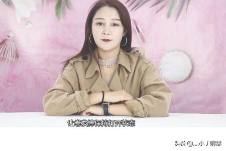 如何使用卷发棒视频如何使用卷发棒视频教程